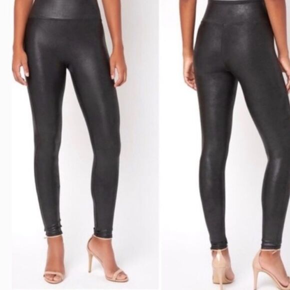SPANX Faux Leather Women’s Size L Black Shaping Leggings GUC - Picture 2 of 12